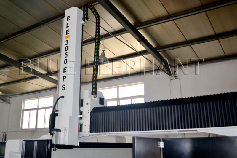 3050大型保麗龍雕刻機(jī)模具加工中心